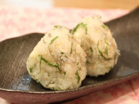 じゃこチーズおにぎりの写真